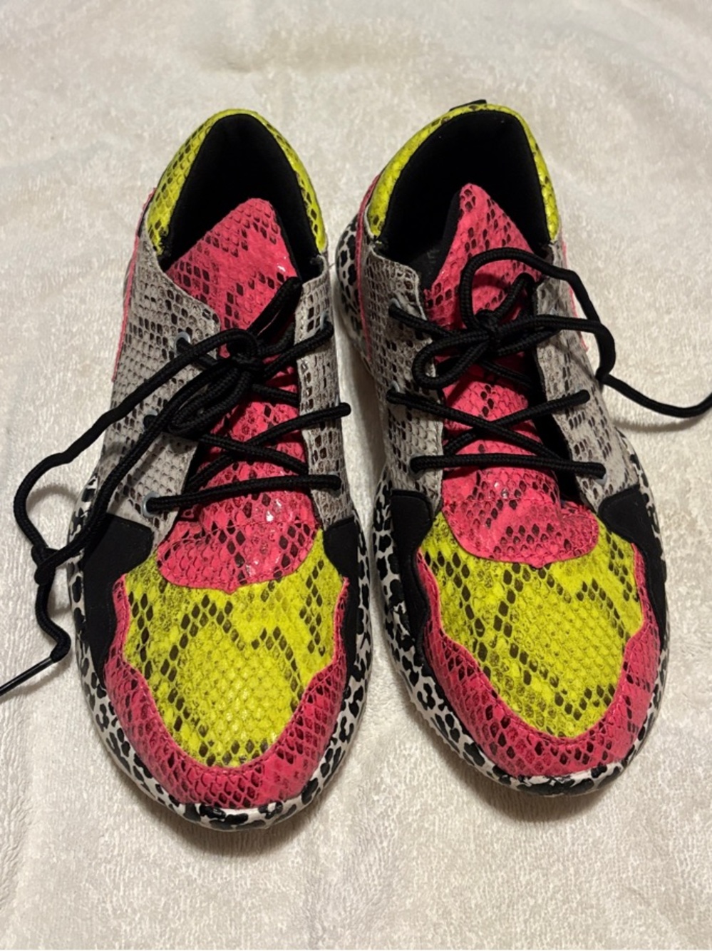Cape Robbin Neon Pink & Yellow Snake-Print Athletic Sneakers